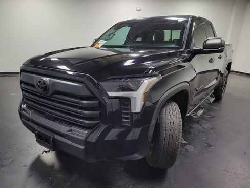 Used 2023 Toyota Tundra SR5 image 4