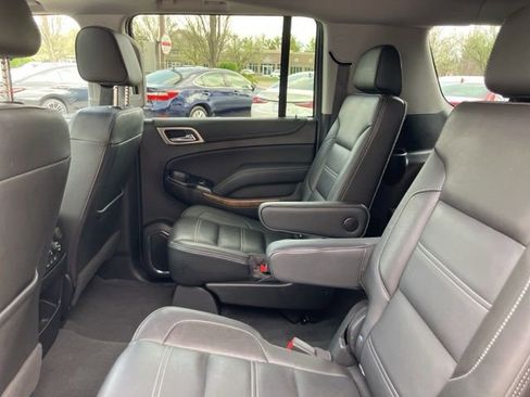 Used 2020 GMC Yukon XL Denali w/ Open Road Package image 33