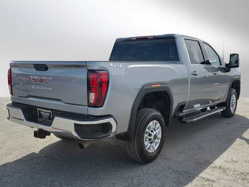 Used 2025 GMC Sierra 2500 SLE w/ SLE Convenience Package AWD/4WD image 3