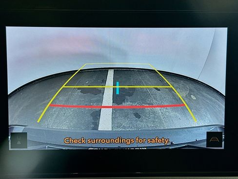 Used 2025 Toyota Camry LE image 23