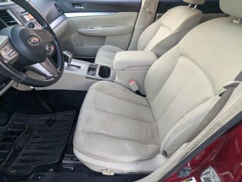 Used 2011 Subaru Outback 2.5i Premium w/ All-Weather Pkg image 17