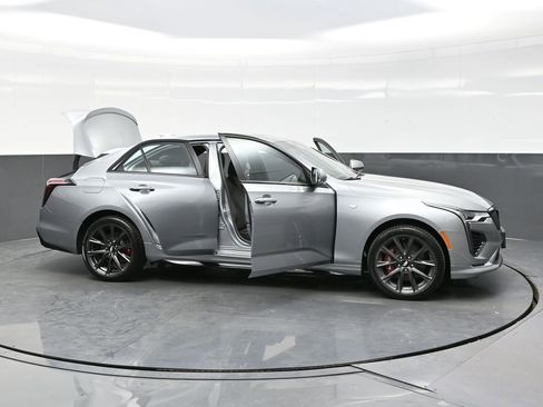 New 2025 Cadillac CT4 Sport image 40