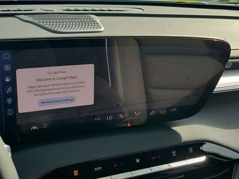 New 2026 Buick Enclave Sport Touring w/ Power Package FWD image 32