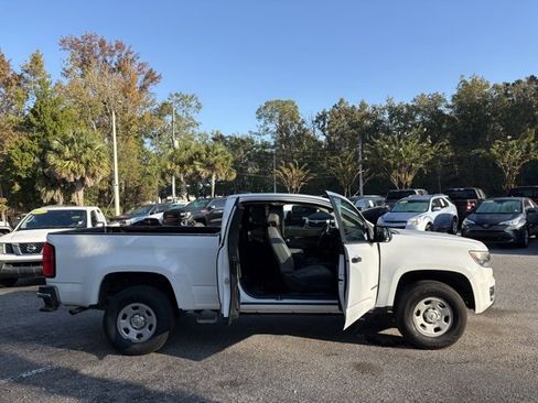 Used 2018 Chevrolet Colorado W/T image 27