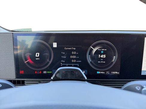 Used 2025 Hyundai Ioniq 5 SEL RWD image 9