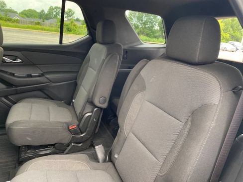 Certified 2023 Chevrolet Traverse LT w/ LPO, Floor Liner Package AWD/4WD image 18