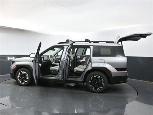 Used 2025 Hyundai Santa Fe SEL image 40