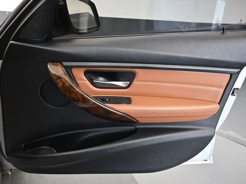 Used 2014 BMW 328d xDrive Sedan AWD/4WD image 40