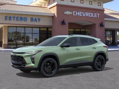New 2026 Chevrolet Trax ACTIV w/ Sunroof Package image 2