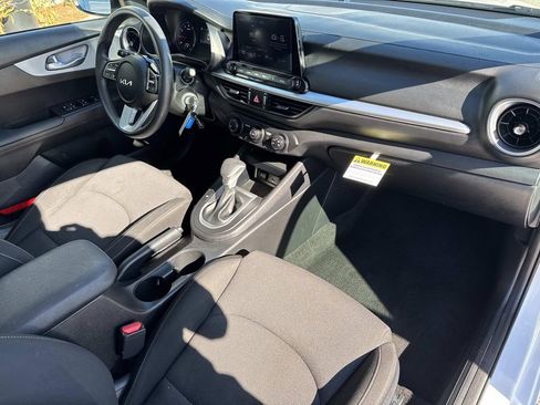 Used 2024 Kia Forte LXS image 13