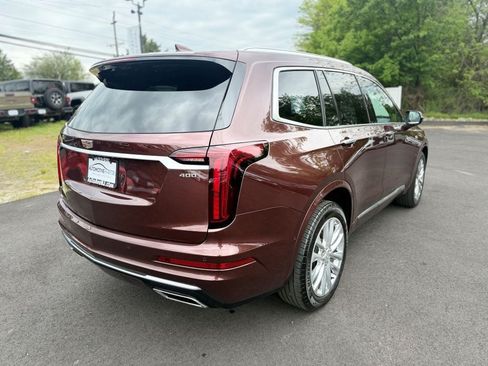 Used 2023 Cadillac XT6 Premium Luxury w/ Technology Package AWD/4WD image 3
