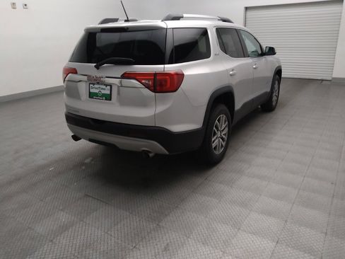 Used 2018 GMC Acadia SLE w/ Driver Alert Package I image 9