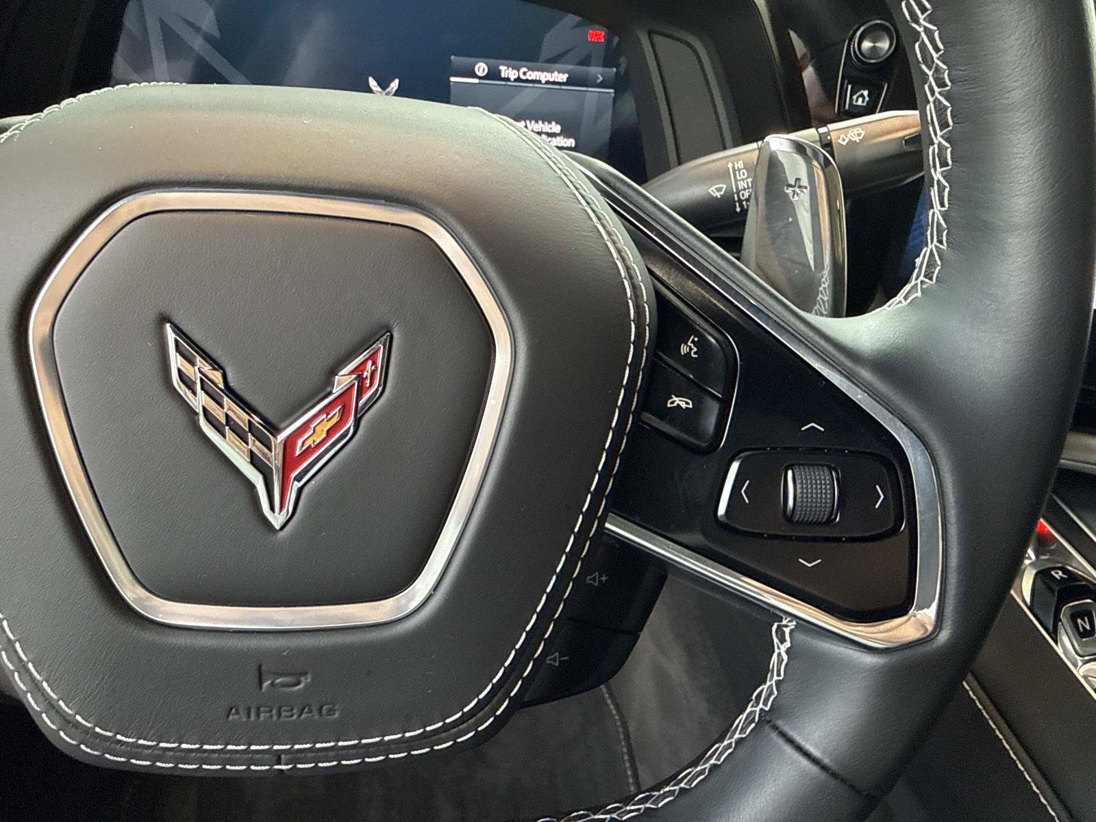 Used 2025 Chevrolet Corvette Z06 RWD image 25