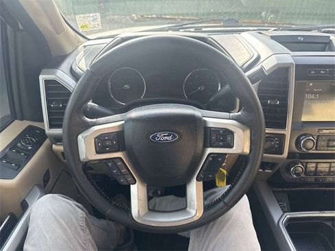 Used 2019 Ford F250 Lariat w/ Lariat Value Package image 14