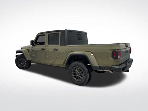 New 2025 Jeep Gladiator Sport image 3
