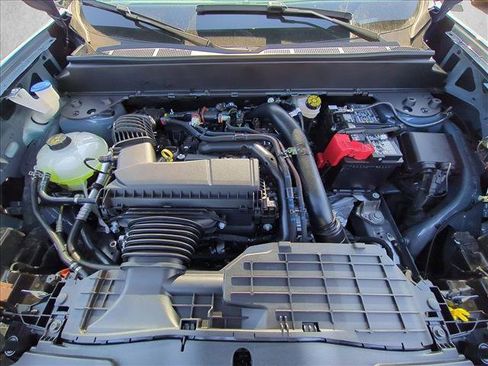 New 2026 Ford Maverick Lariat w/ 4K Tow Package image 17