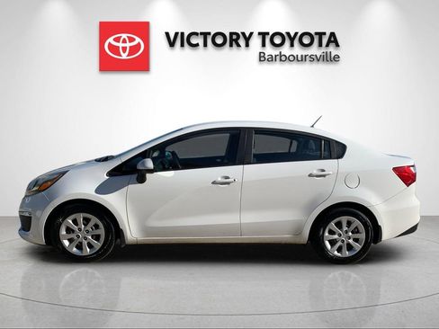 Used 2017 Kia Rio LX w/ Power Package FWD image 2