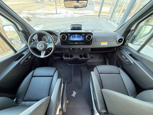 New 2025 Mercedes-Benz Sprinter 3500 image 26