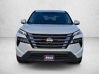 Used 2025 Nissan Rogue SV video 2