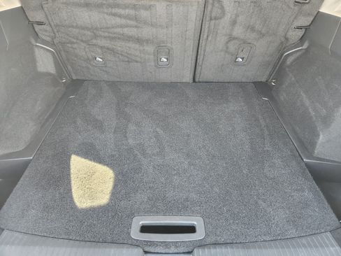 Used 2024 Nissan Rogue SV FWD image 32