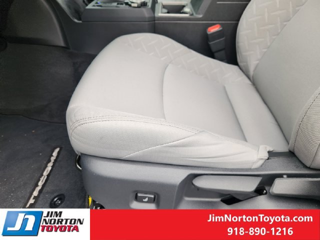 Used 2026 Toyota Tacoma SR5 AWD/4WD image 25