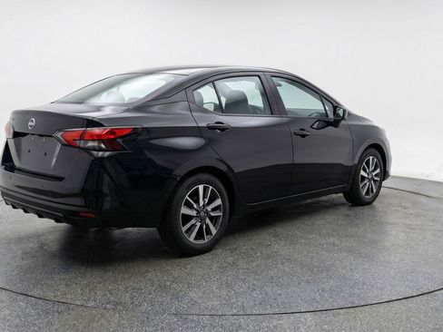 Used 2025 Nissan Versa SV FWD image 9