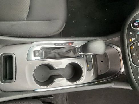 Used 2024 Chevrolet Malibu LT image 21