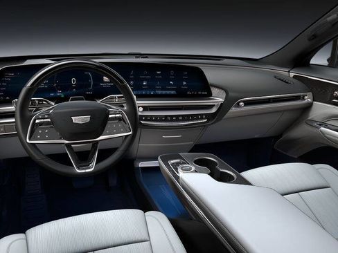 New 2026 Cadillac Lyriq Premium Luxury image 28
