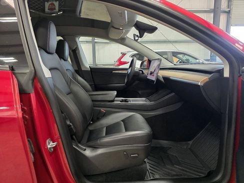 Used 2023 Tesla Model Y Long Range AWD/4WD image 19