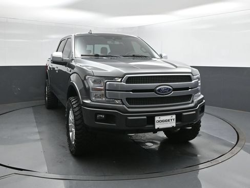 Used 2018 Ford F150 Platinum w/ Equipment Group 701A Luxury AWD/4WD image 17
