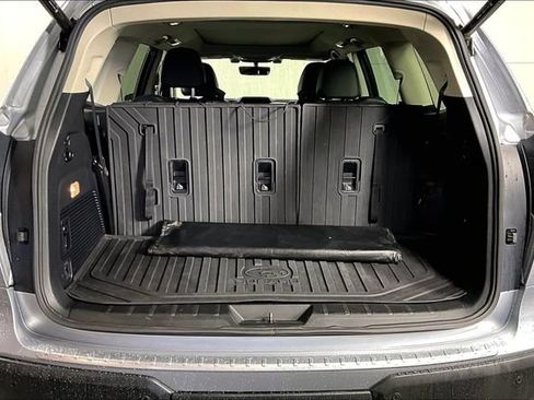 Used 2020 Subaru Ascent Limited w/ Technology Package AWD/4WD image 29