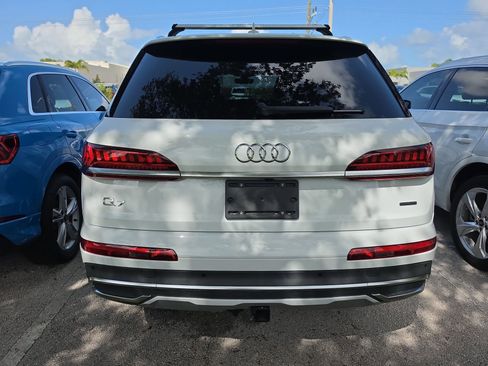Certified 2023 Audi Q7 2.0T Premium w/ Convenience Package AWD/4WD image 5