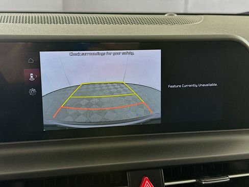 Used 2025 Kia Seltos S image 23