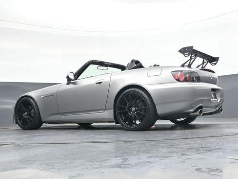 Used 2005 Honda S2000 image 29
