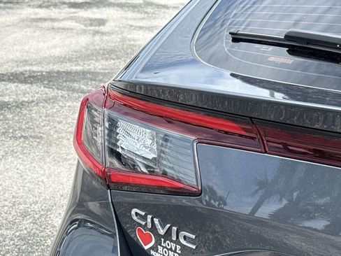 Used 2025 Honda Civic Sport image 15