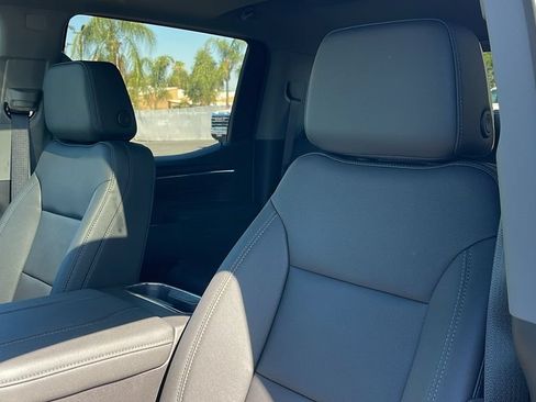 New 2026 GMC Sierra 1500 SLT w/ SLT Premium Plus Package AWD/4WD image 11