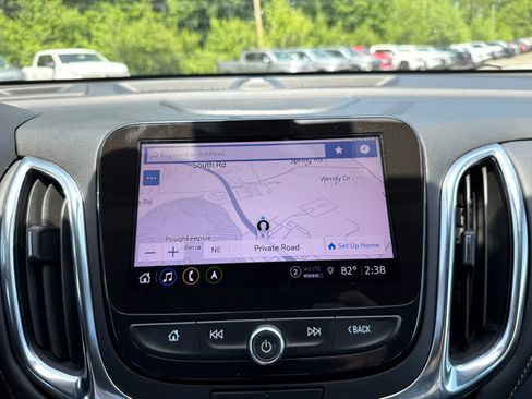 Certified 2022 Chevrolet Equinox Premier AWD/4WD image 36