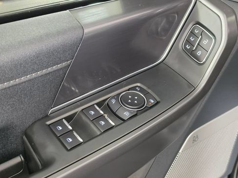 Certified 2025 Ford F150 Lariat AWD/4WD image 23
