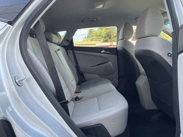 Used 2019 Hyundai Tucson SE w/ Cargo Package AWD/4WD image 15