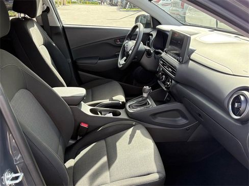 Used 2023 Hyundai Kona SEL image 15