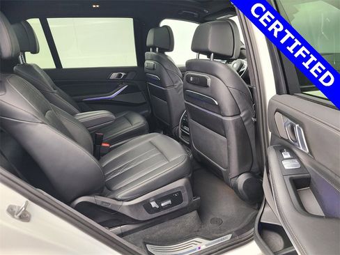 Used 2024 BMW X7 M60i w/ Executive Package image 19