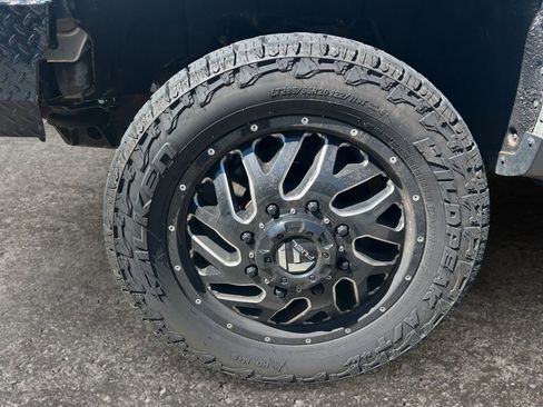 Used 2018 Chevrolet Silverado 3500 LTZ w/ Duramax Plus Package AWD/4WD image 8