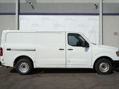 Used 2016 Nissan NV 1500 SV RWD image 7