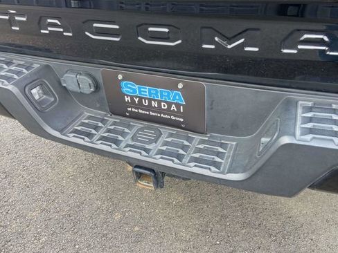 Used 2023 Toyota Tacoma SR image 10