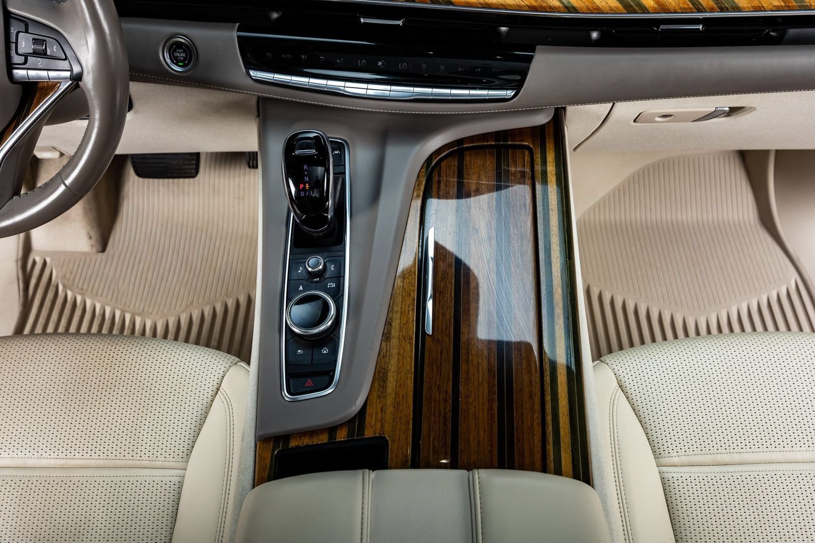 Used 2022 Cadillac Escalade Sport Platinum AWD/4WD image 24
