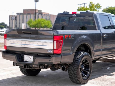 Used 2020 Ford F250 Platinum image 11