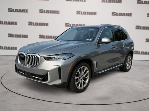 Used 2024 BMW X5 xDrive40i w/ Premium Package AWD/4WD image 1