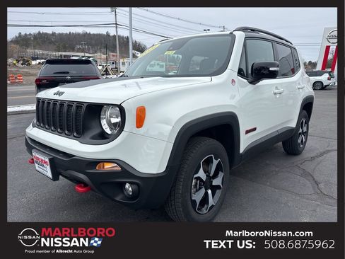 Used 2022 Jeep Renegade Trailhawk image 3