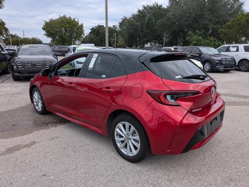 Used 2025 Toyota Corolla SE FWD image 6