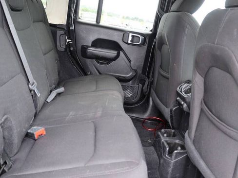 Used 2023 Jeep Wrangler Unlimited Sport AWD/4WD image 16